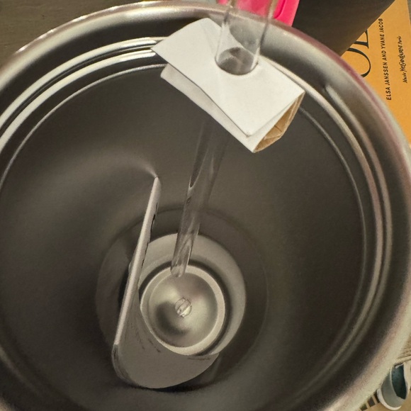 Stanley Pink Quencher H2.0 Tumbler - Picture 7 of 8